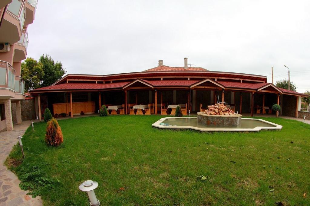 Hotel Akre Kavarna Luaran gambar